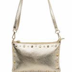 BOLSO BANDOLERA DORADO METALIZADO CON TACHUELAS bolso dorado tachuelas