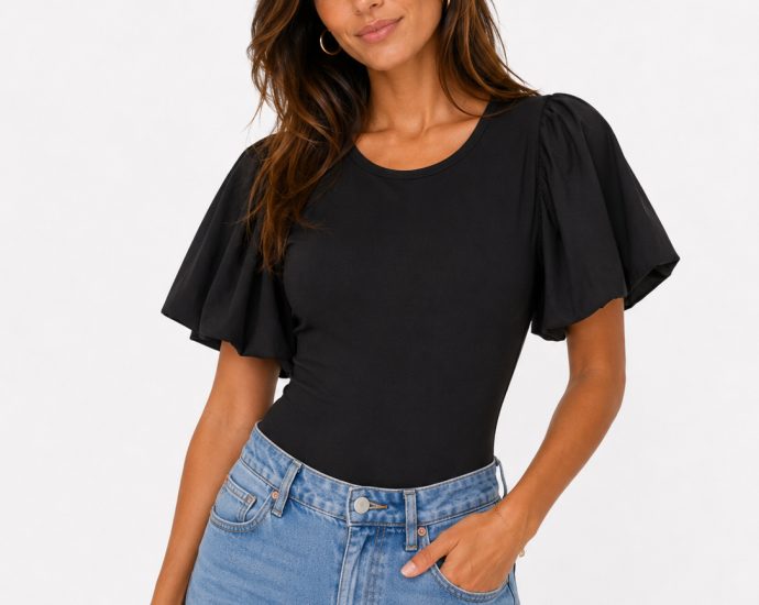 BODY NEGRO DE MANGA CORTA ABULLONADA body mangas mujer